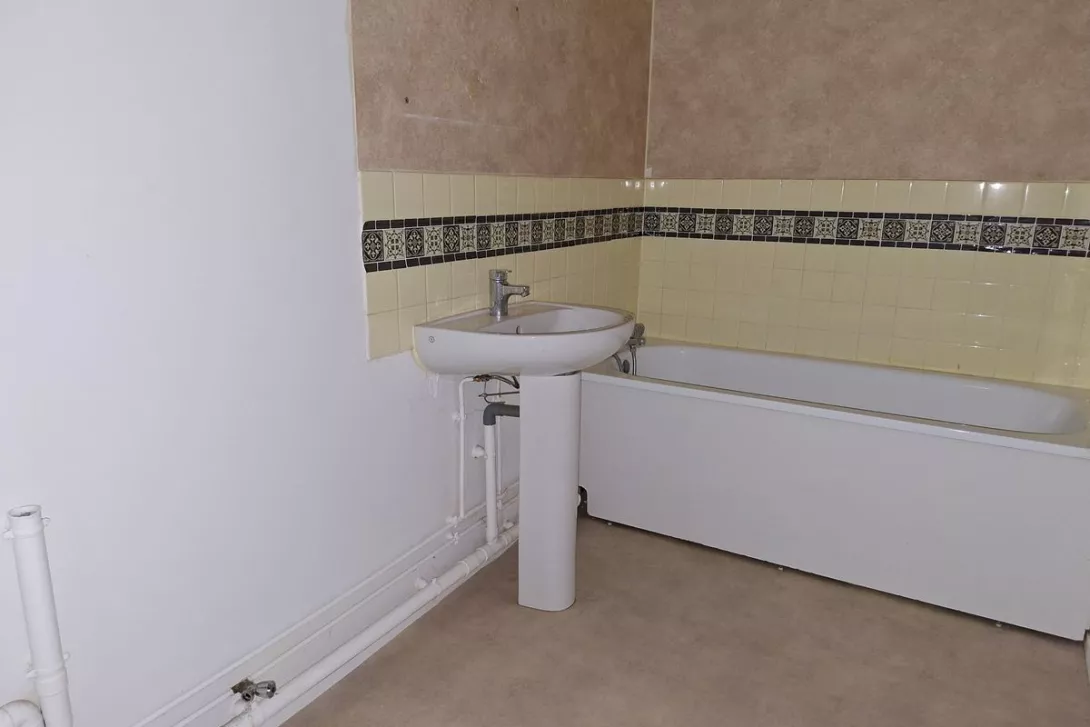  Achat appartement T4  80.00m²  à Reims  (51100)  - ER.10374 - Galerie 5 - Ouvrir l'image en pleine taille