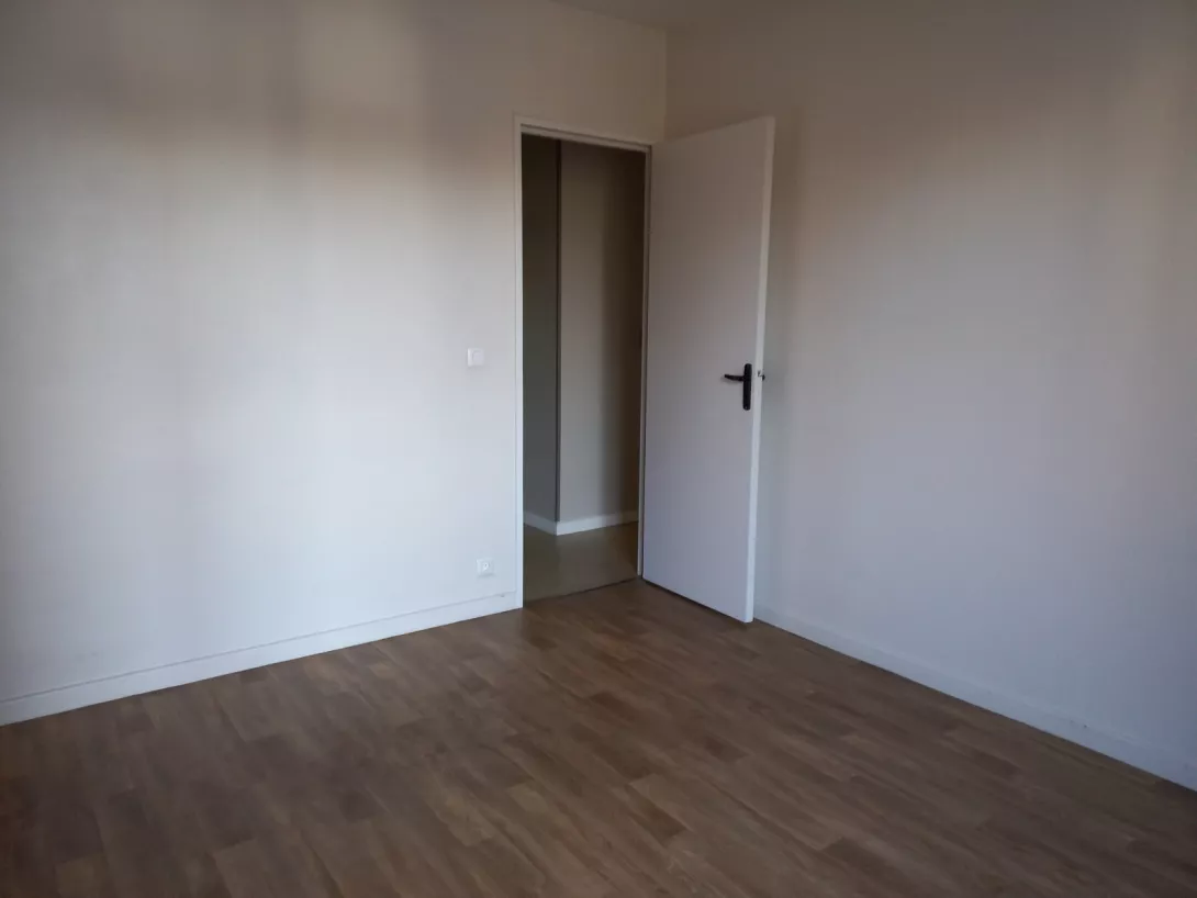  Achat appartement T4  85.94m²  à Reims  (51100)  - ER.10949 - Galerie 3 - Ouvrir l'image en pleine taille