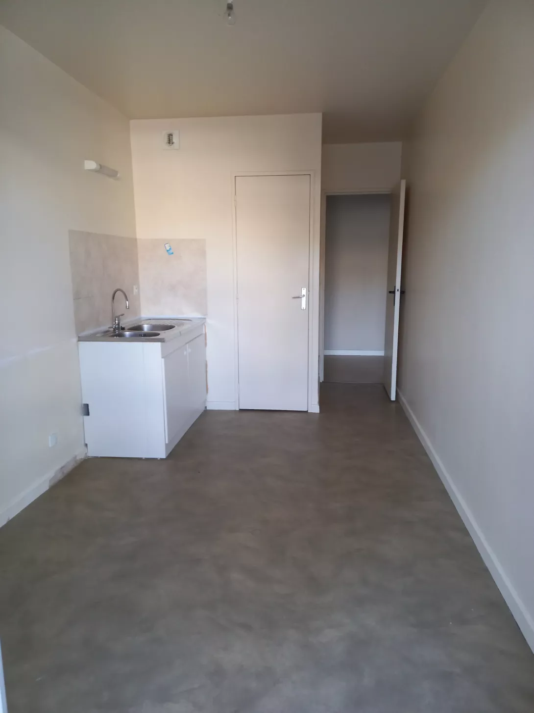  Achat appartement T4  85.94m²  à Reims  (51100)  - ER.10949 - Galerie 5 - Ouvrir l'image en pleine taille