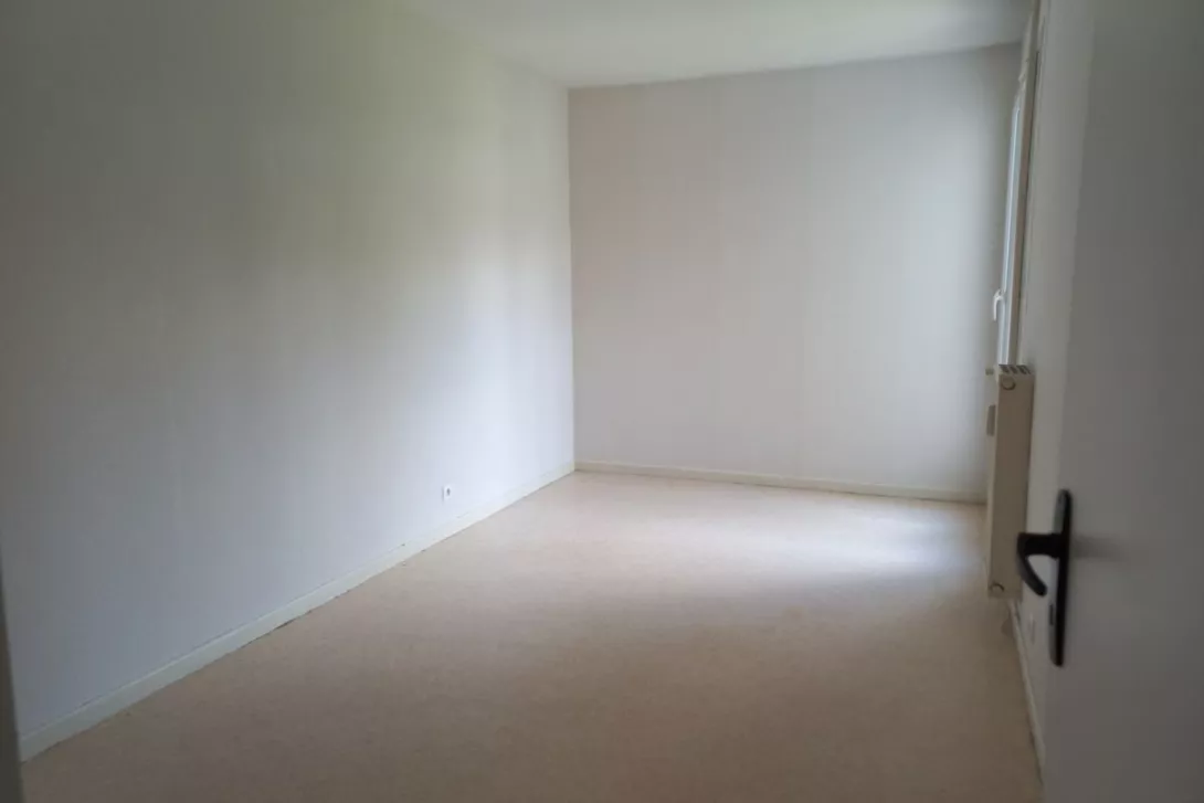  Achat appartement T4  84.00m²  à Reims  (51100)  - ER.10972 - Galerie 5 - Ouvrir l'image en pleine taille