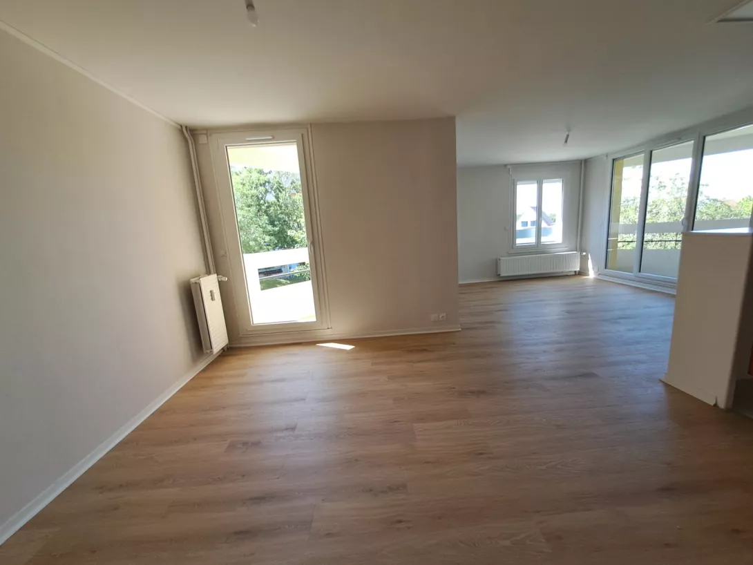  Location appartement T5  91.68m²  à Reims  (51100)  - ER.11064 - Galerie 3 - Ouvrir l'image en pleine taille