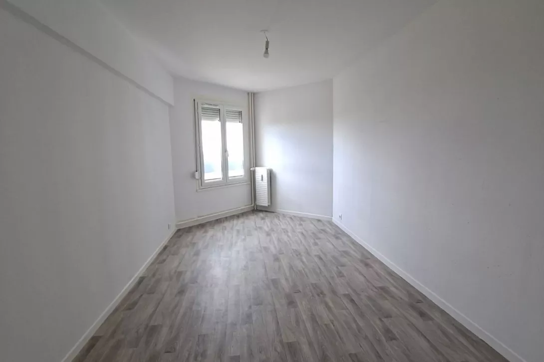  Achat appartement T5  91.00m²  à Reims  (51100)  - ER.11079 - Galerie 3 - Ouvrir l'image en pleine taille