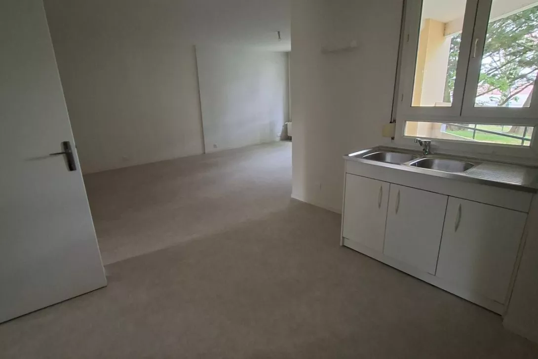  Achat appartement T4  78.00m²  à Reims  (51100)  - ER.11098 - Galerie 2 - Ouvrir l'image en pleine taille