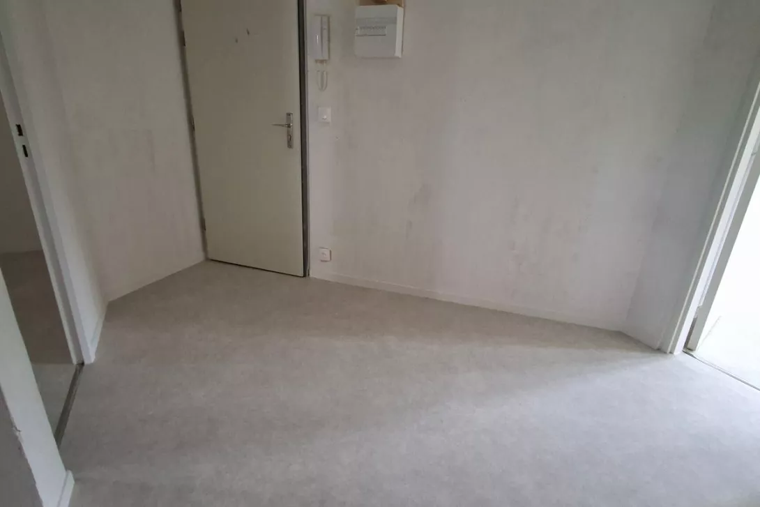  Achat appartement T4  78.00m²  à Reims  (51100)  - ER.11098 - Galerie 5 - Ouvrir l'image en pleine taille