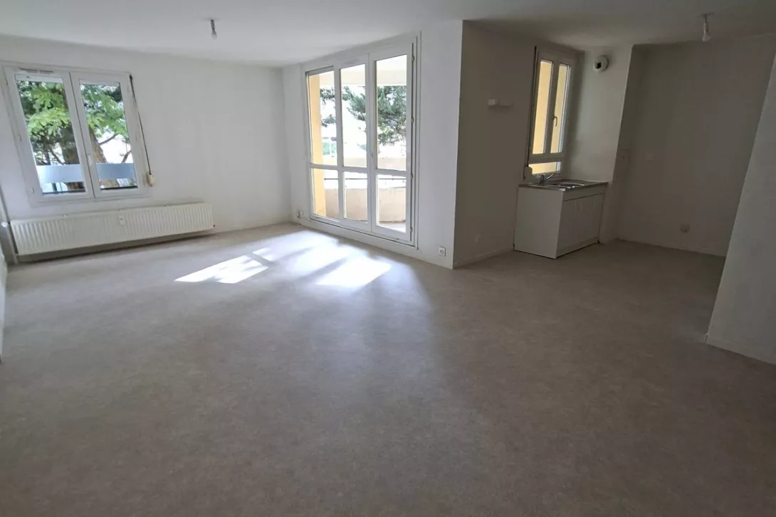  Achat appartement T4  78.00m²  à Reims  (51100)  - ER.11098 - Galerie 1 - Ouvrir l'image en pleine taille