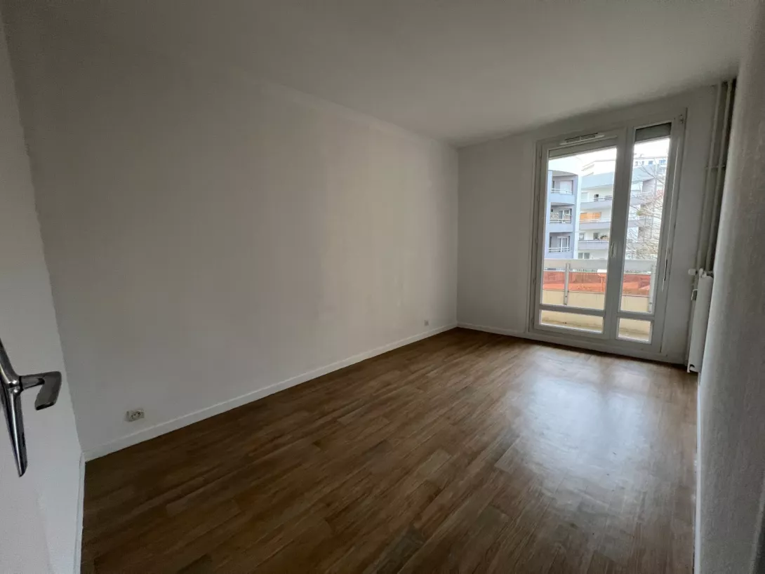  Achat appartement T3  75.58m²  à Reims  (51100)  - ER.11720 - Galerie 7 - Ouvrir l'image en pleine taille
