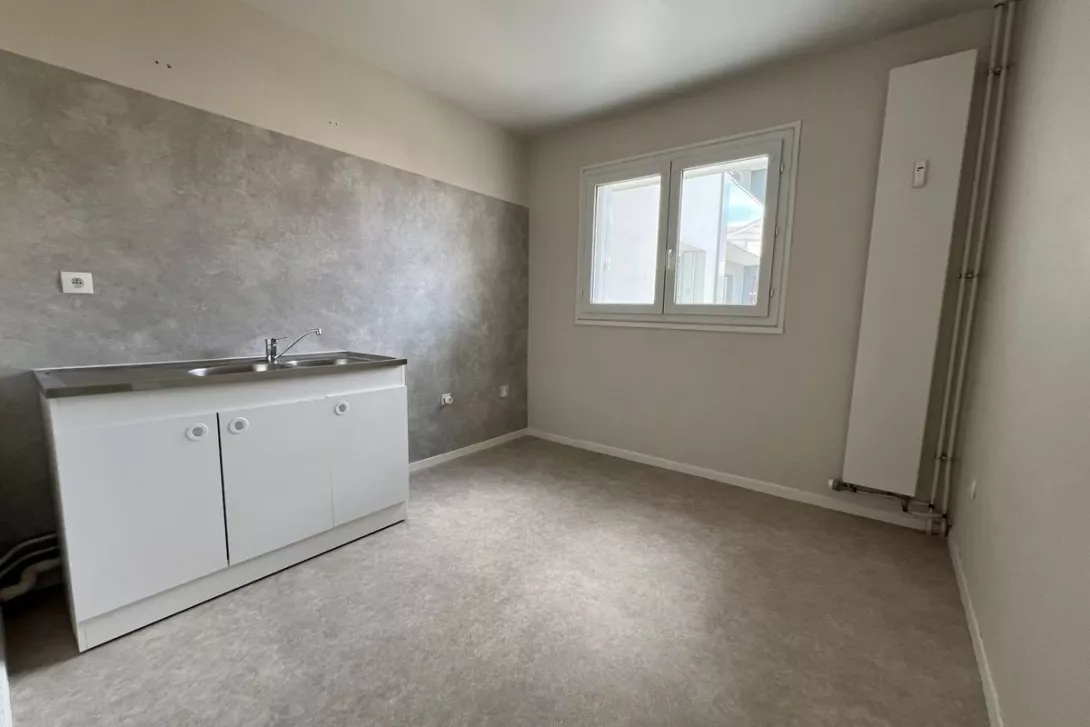  Achat appartement T3  64.00m²  à Reims  (51100)  - ER.12180 - Galerie 5 - Ouvrir l'image en pleine taille
