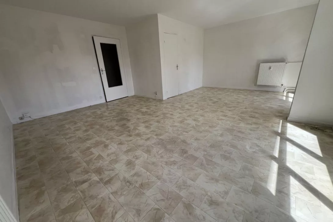  Achat appartement T4  78.00m²  à Reims  (51100)  - ER.12498 - Galerie 4 - Ouvrir l'image en pleine taille