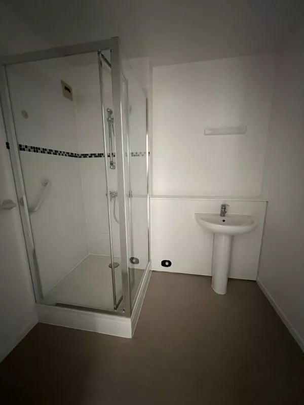  Achat appartement T4  78.00m²  à Reims  (51100)  - ER.12498 - Galerie 8 - Ouvrir l'image en pleine taille