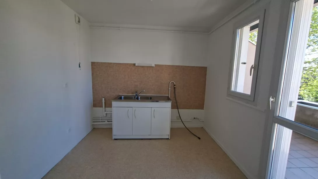  Location appartement T3  71.44m²  à Reims  (51100)  - ER.12602 - Galerie 6 - Ouvrir l'image en pleine taille