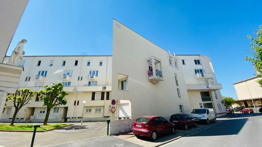  Location appartement T4  80.31m²  à Reims  (51100)  - ER.13553 - Galerie 1 - Ouvrir l'image en pleine taille