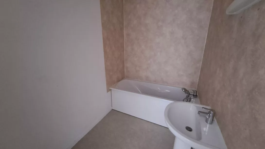  Location appartement T4  80.94m²  à Reims  (51100)  - ER.13620 - Galerie 5 - Ouvrir l'image en pleine taille