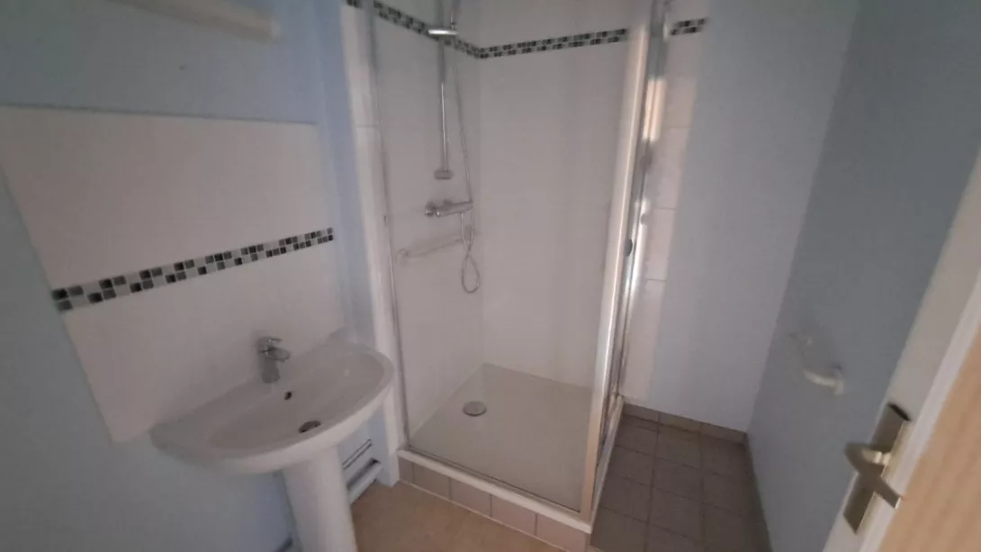  Location appartement T3  73.07m²  à Tinqueux  (51430)  - ER.14041 - Galerie 5 - Ouvrir l'image en pleine taille