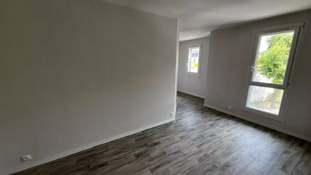  Location appartement T4  82.81m²  à Reims  (51100)  - déjà  loué   - ER.14528 - Galerie 4 - Ouvrir l'image en pleine taille