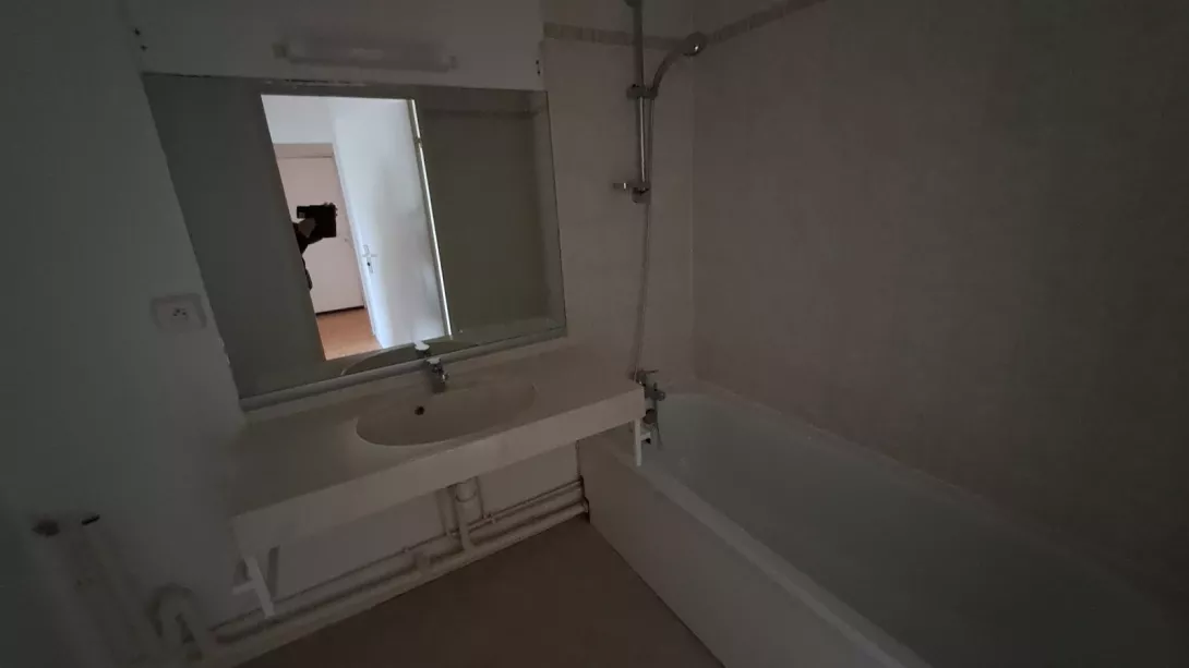  Location appartement T5  99.08m²  à Reims  (51100)  - ER.14786 - Galerie 4 - Ouvrir l'image en pleine taille