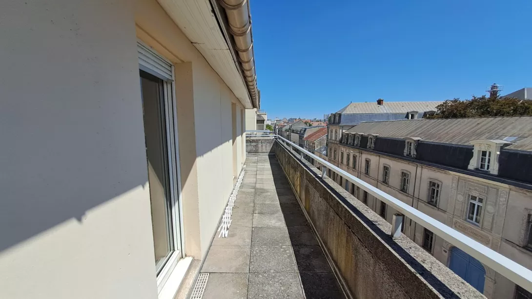  Location appartement T5  94.37m²  à Reims  (51100)  - ER.14804 - Galerie 4 - Ouvrir l'image en pleine taille