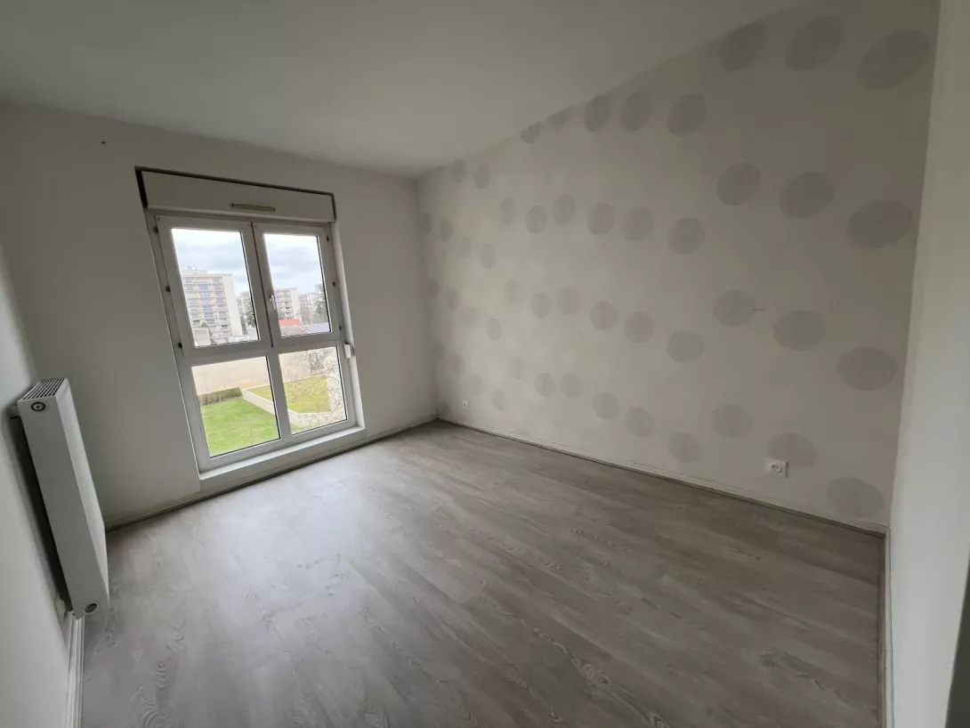 Achat appartement T5  103.00m²  à Reims  (51100)  - ER.15234 - Galerie 5 - Ouvrir l'image en pleine taille