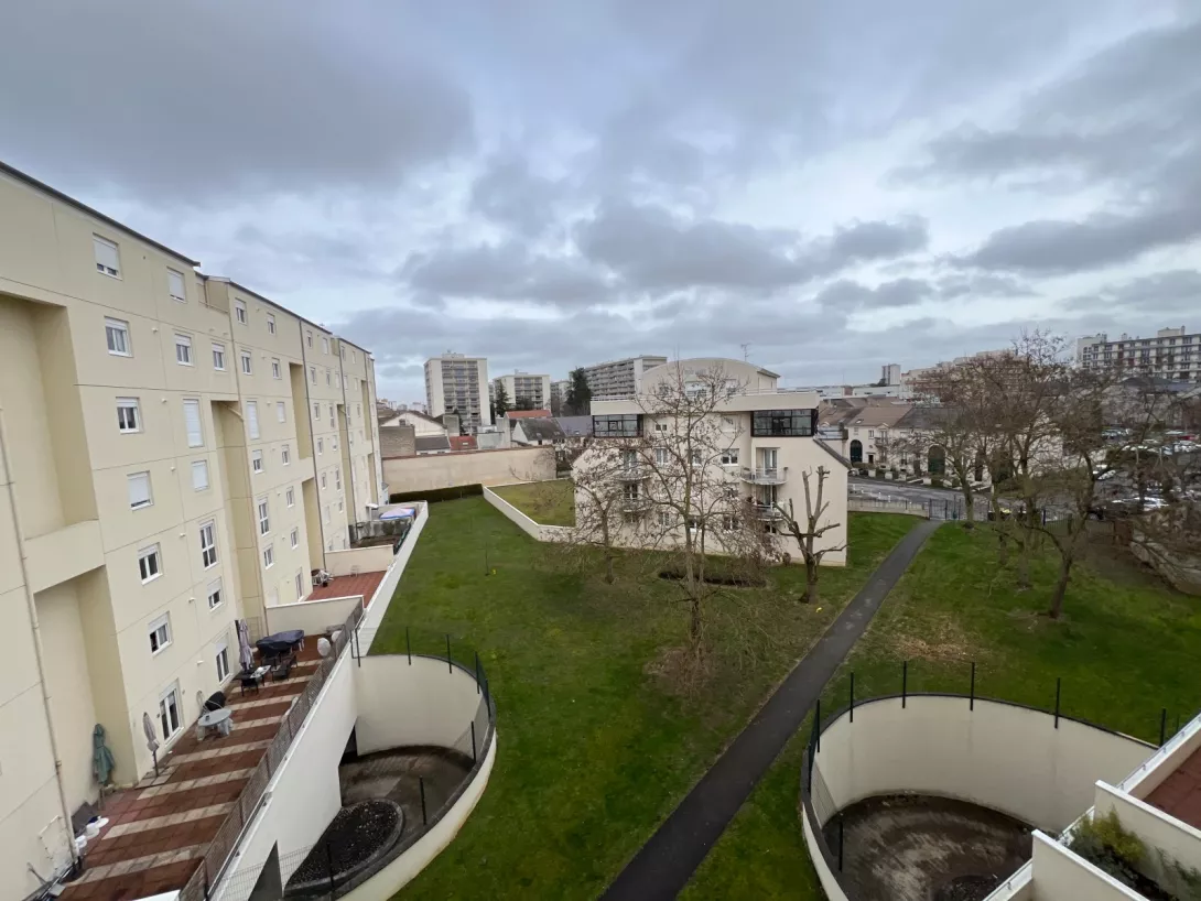  Achat appartement T5  103.00m²  à Reims  (51100)  - ER.15234 - Galerie 8 - Ouvrir l'image en pleine taille