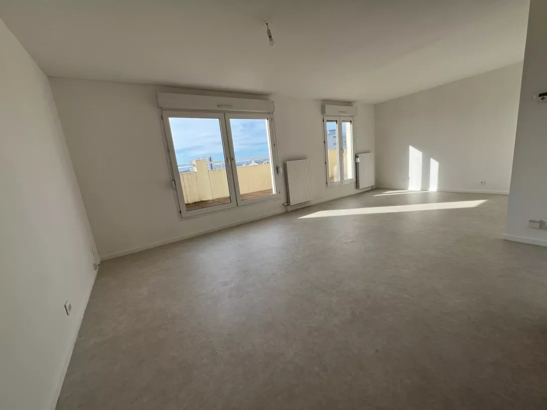  Achat appartement T5  96.00m²  à Reims  (51100)  - ER.15238 - Galerie 3 - Ouvrir l'image en pleine taille