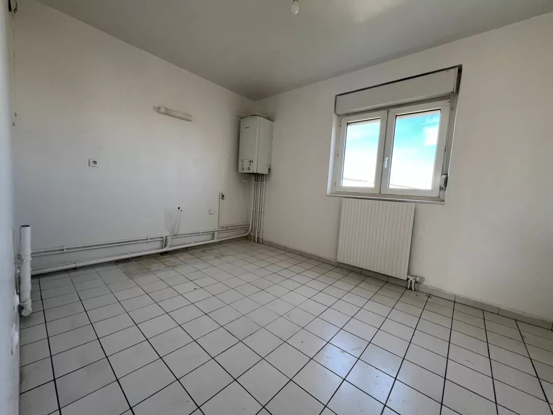  Achat appartement T5  96.00m²  à Reims  (51100)  - ER.15238 - Galerie 5 - Ouvrir l'image en pleine taille