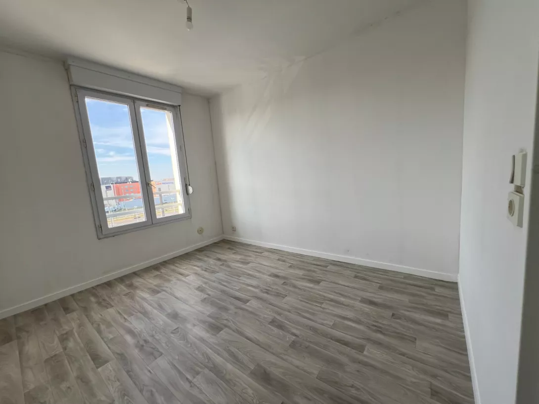  Achat appartement T4  74.00m²  à Reims  (51100)  - ER.15510 - Galerie 4 - Ouvrir l'image en pleine taille