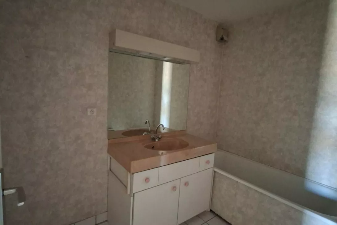  Achat appartement T5  117.00m²  à Reims  (51100)  - ER.16110 - Galerie 6 - Ouvrir l'image en pleine taille