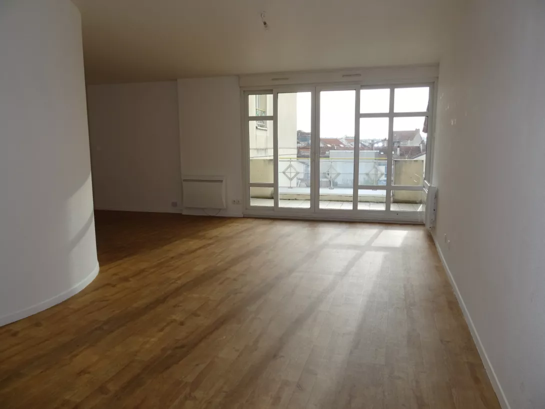  Location appartement T4  86.00m²  à Reims  (51100)  - ER.16243 - Galerie 6 - Ouvrir l'image en pleine taille