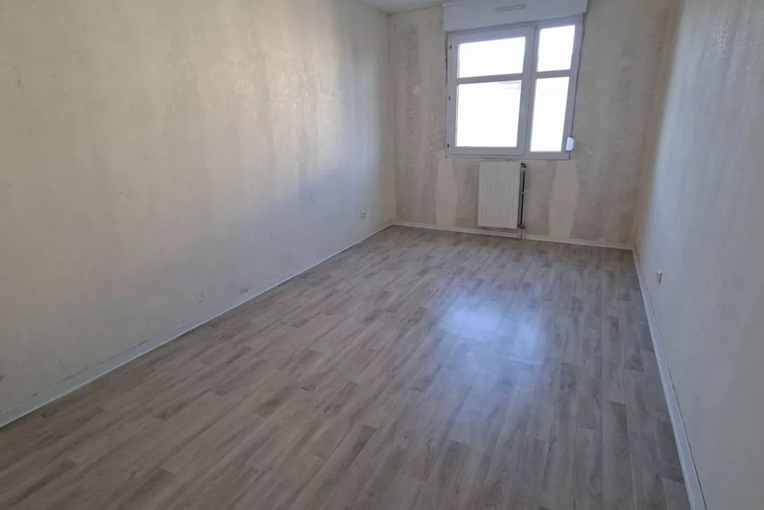  Achat appartement T4  80.00m²  à Reims  (51100)  - ER.16324 - Galerie 3 - Ouvrir l'image en pleine taille