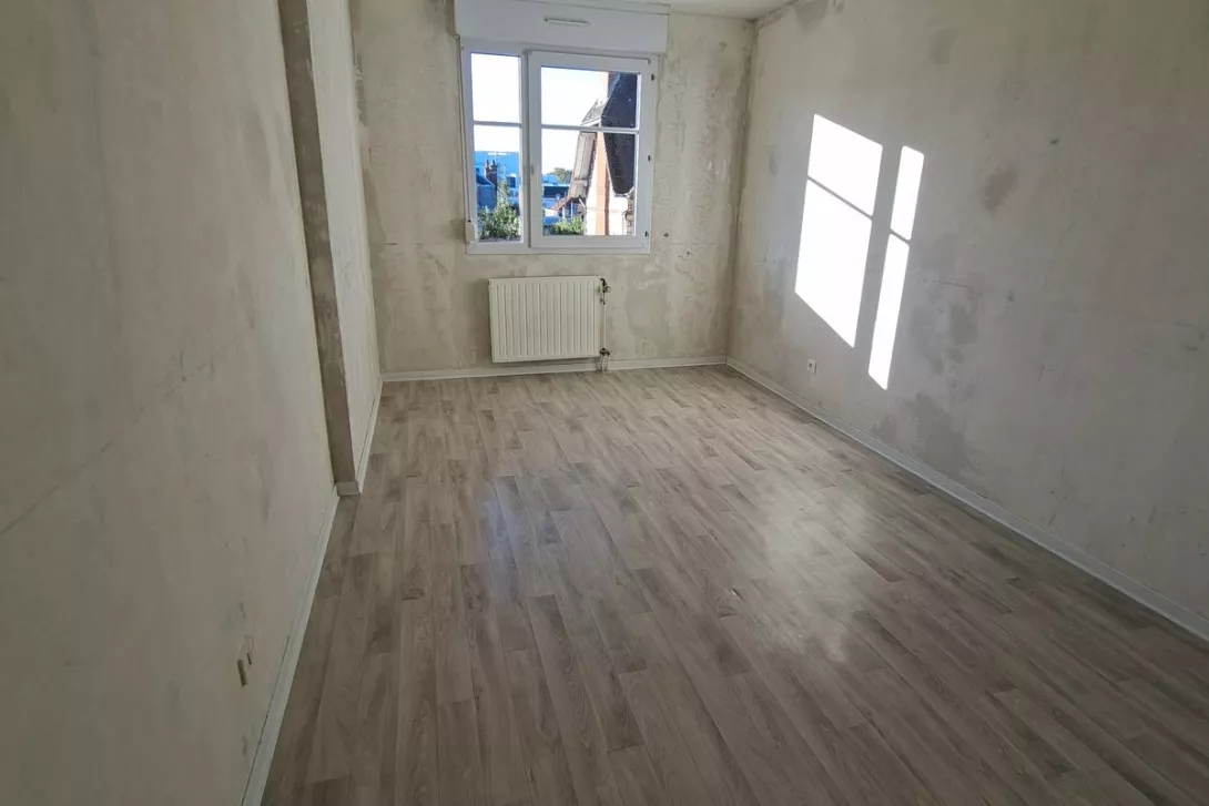  Achat appartement T4  80.00m²  à Reims  (51100)  - ER.16324 - Galerie 4 - Ouvrir l'image en pleine taille