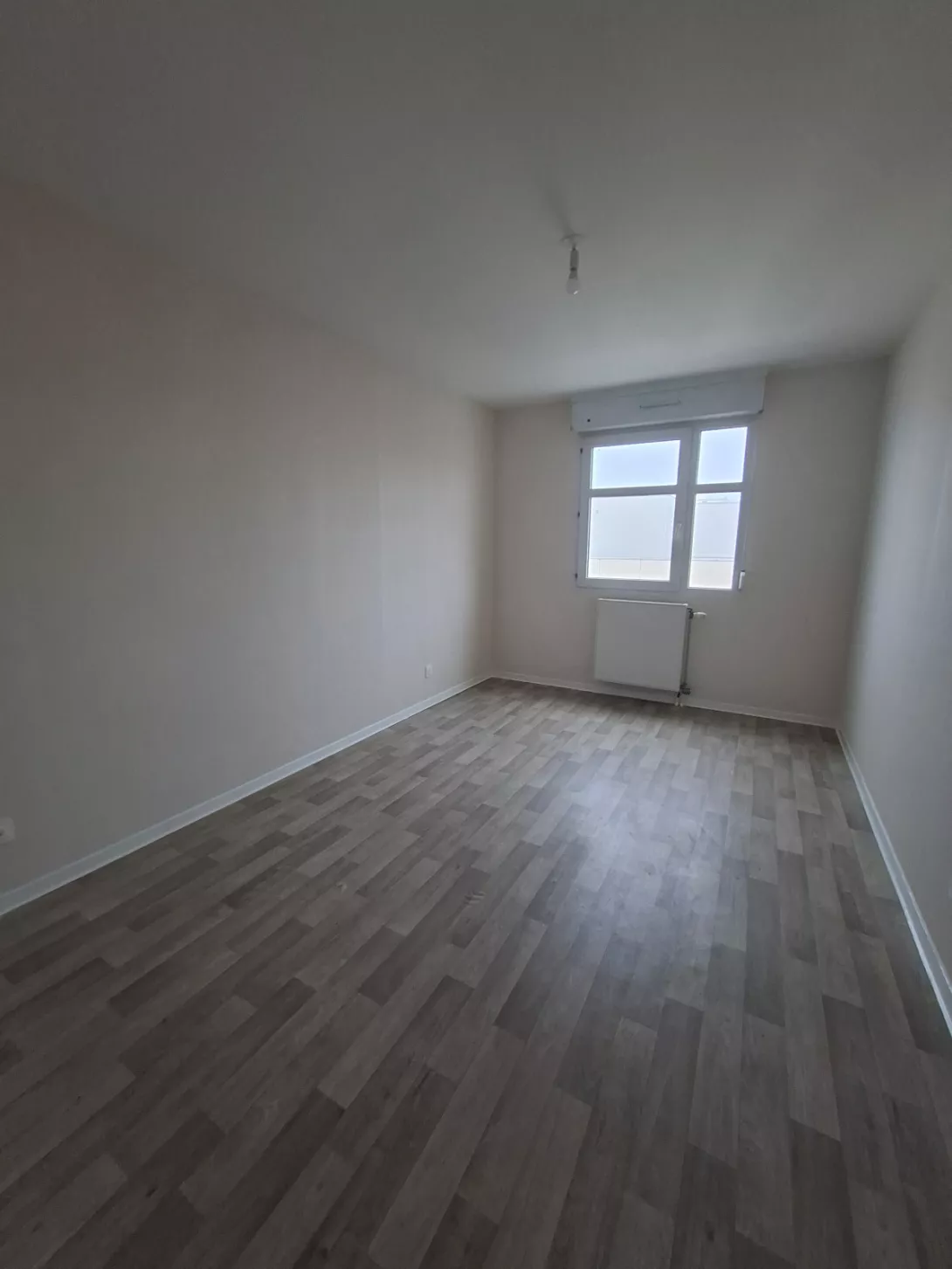  Achat appartement T5  93.00m²  à Reims  (51100)  - ER.16325 - Galerie 5 - Ouvrir l'image en pleine taille