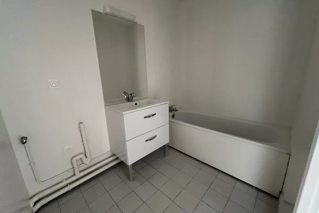  Achat appartement T4  87.00m²  à Reims  (51100)  - ER.16327 - Galerie 5 - Ouvrir l'image en pleine taille