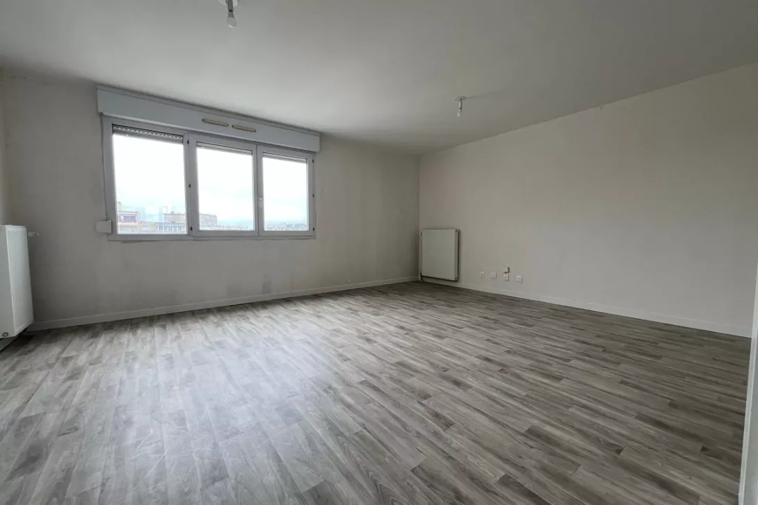  Achat appartement T4  87.00m²  à Reims  (51100)  - ER.16327 - Galerie 6 - Ouvrir l'image en pleine taille