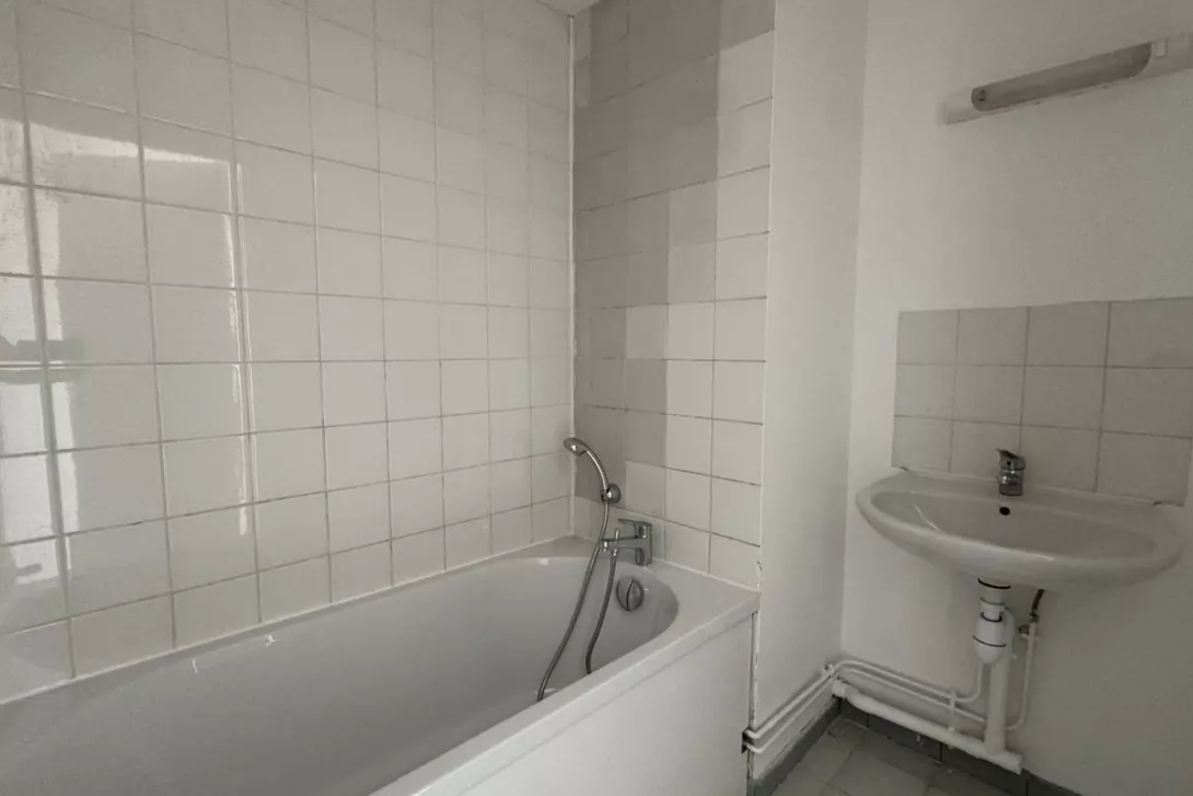  Achat appartement T5  110.00m²  à Reims  (51100)  - ER.16522 - Galerie 4 - Ouvrir l'image en pleine taille