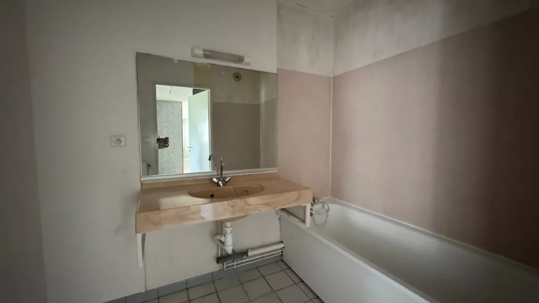  Achat appartement T5  113.00m²  à Reims  (51100)  - ER.16535 - Galerie 10 - Ouvrir l'image en pleine taille