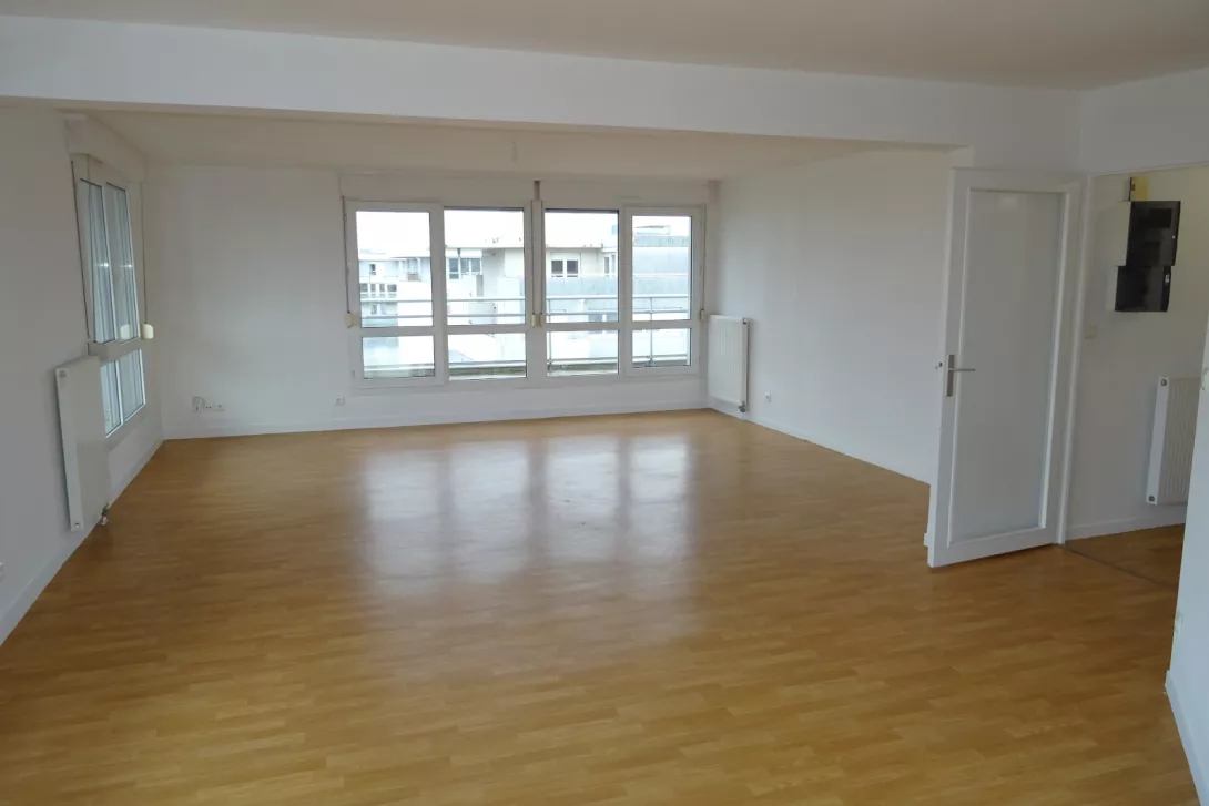  Location appartement T7  169.00m²  à Reims  (51100)  - ER.16657 - Galerie 8 - Ouvrir l'image en pleine taille
