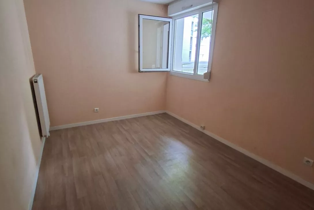  Achat appartement T4  85.00m²  à Reims  (51100)  - ER.16658 - Galerie 3 - Ouvrir l'image en pleine taille