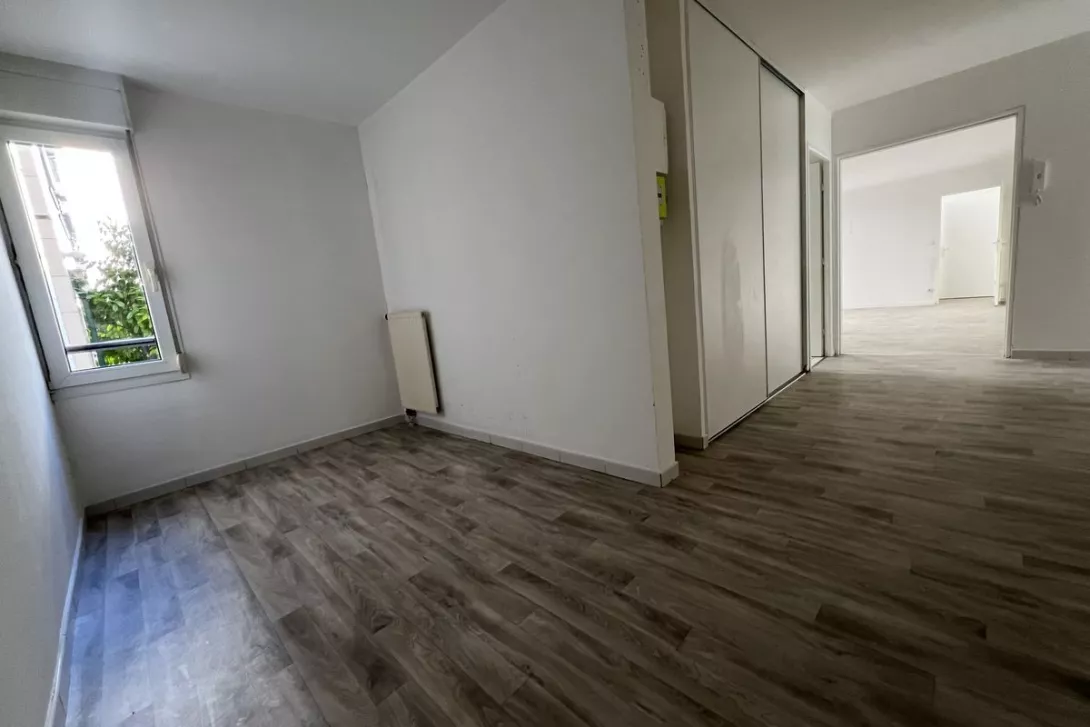  Achat appartement T6  131.00m²  à Reims  (51100)  - ER.17228 - Galerie 3 - Ouvrir l'image en pleine taille