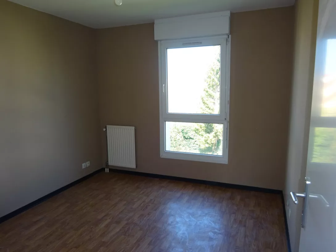  Location appartement T6  111.00m²  à Reims  (51100)  - ER.17353 - Galerie 7 - Ouvrir l'image en pleine taille