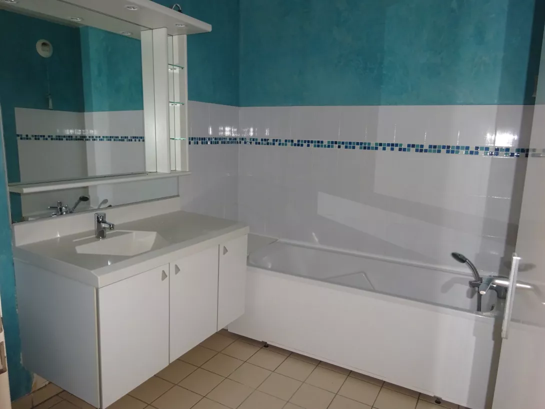  Location appartement T6  111.00m²  à Reims  (51100)  - ER.17353 - Galerie 8 - Ouvrir l'image en pleine taille