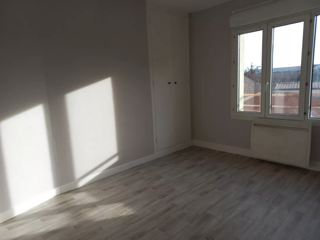  Achat appartement T3  59.00m²  à Reims  (51100)  - ER.17703 - Galerie 6 - Ouvrir l'image en pleine taille