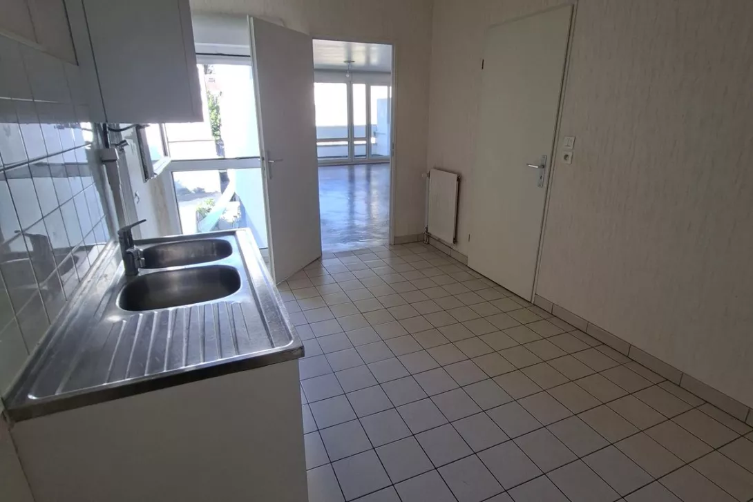  Achat appartement T4  97.00m²  à Reims  (51100)  - ER.17830 - Galerie 3 - Ouvrir l'image en pleine taille