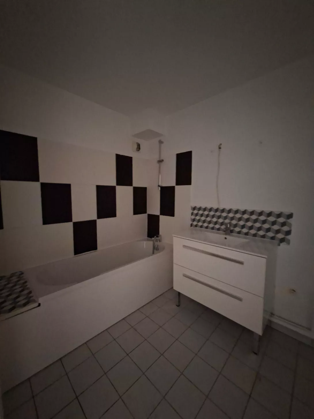  Achat appartement T6  126.00m²  à Reims  (51100)  - ER.17876 - Galerie 4 - Ouvrir l'image en pleine taille