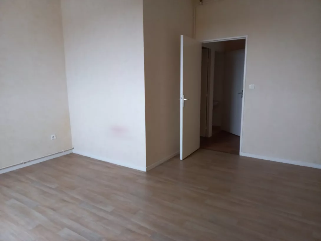  Achat appartement T3  69.00m²  à Vitry-Le-Francois  (51300)  - ER.17946 - Galerie 4 - Ouvrir l'image en pleine taille
