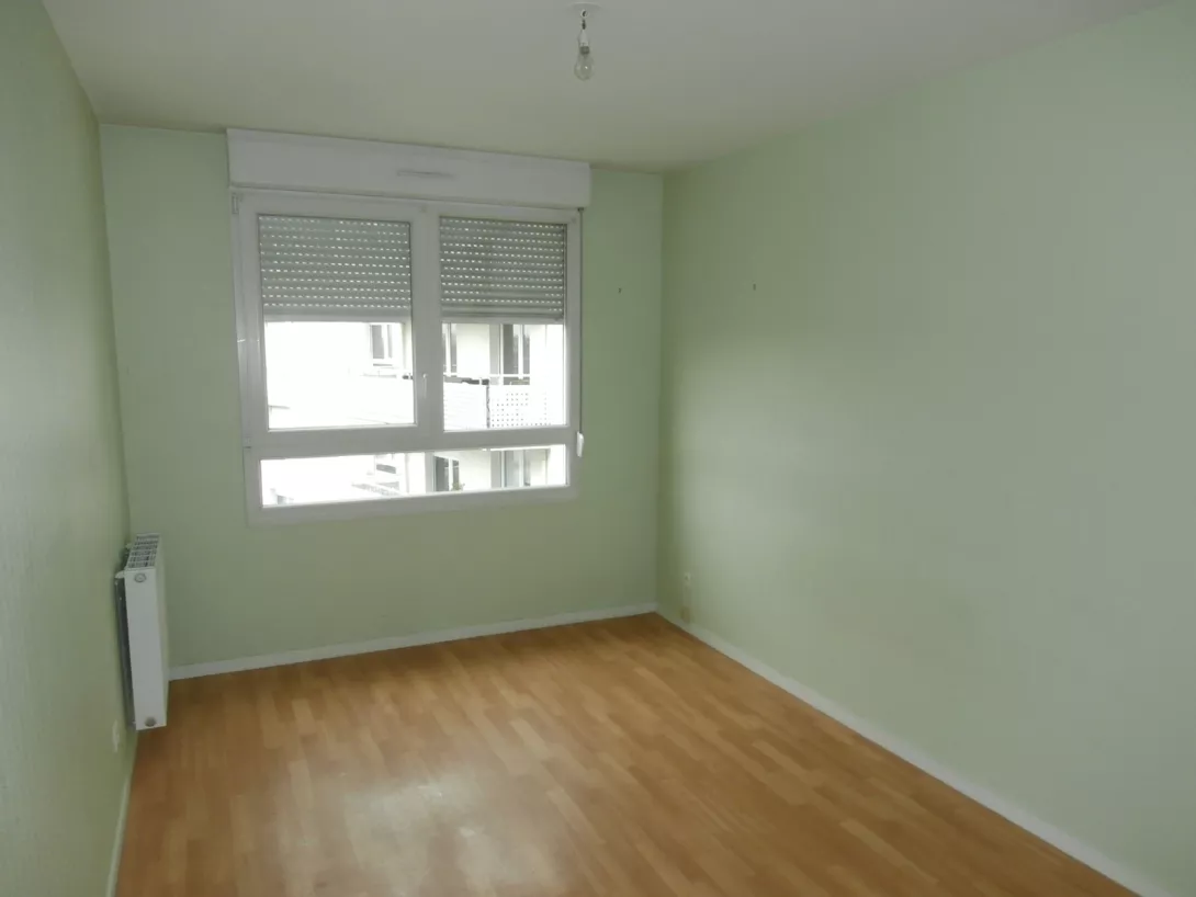  Location appartement T4  88.00m²  à Reims  (51100)  - ER.18067 - Galerie 3 - Ouvrir l'image en pleine taille