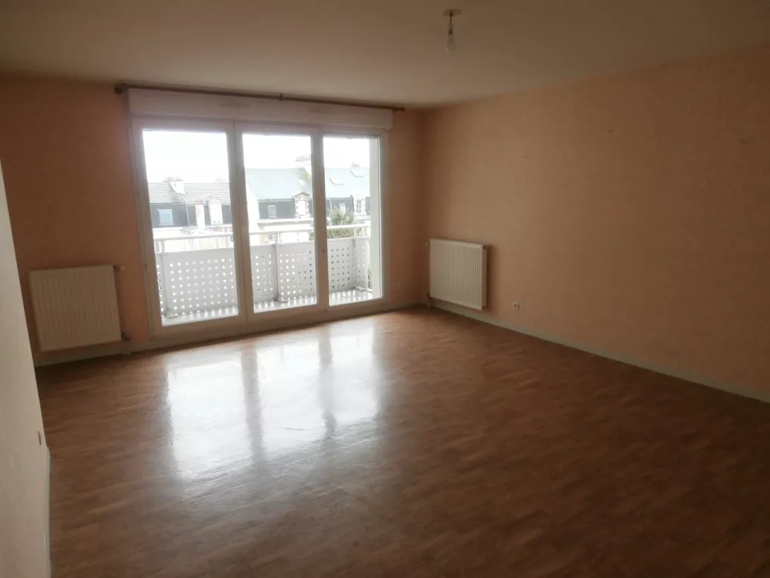  Location appartement T4  88.00m²  à Reims  (51100)  - ER.18067 - Galerie 4 - Ouvrir l'image en pleine taille