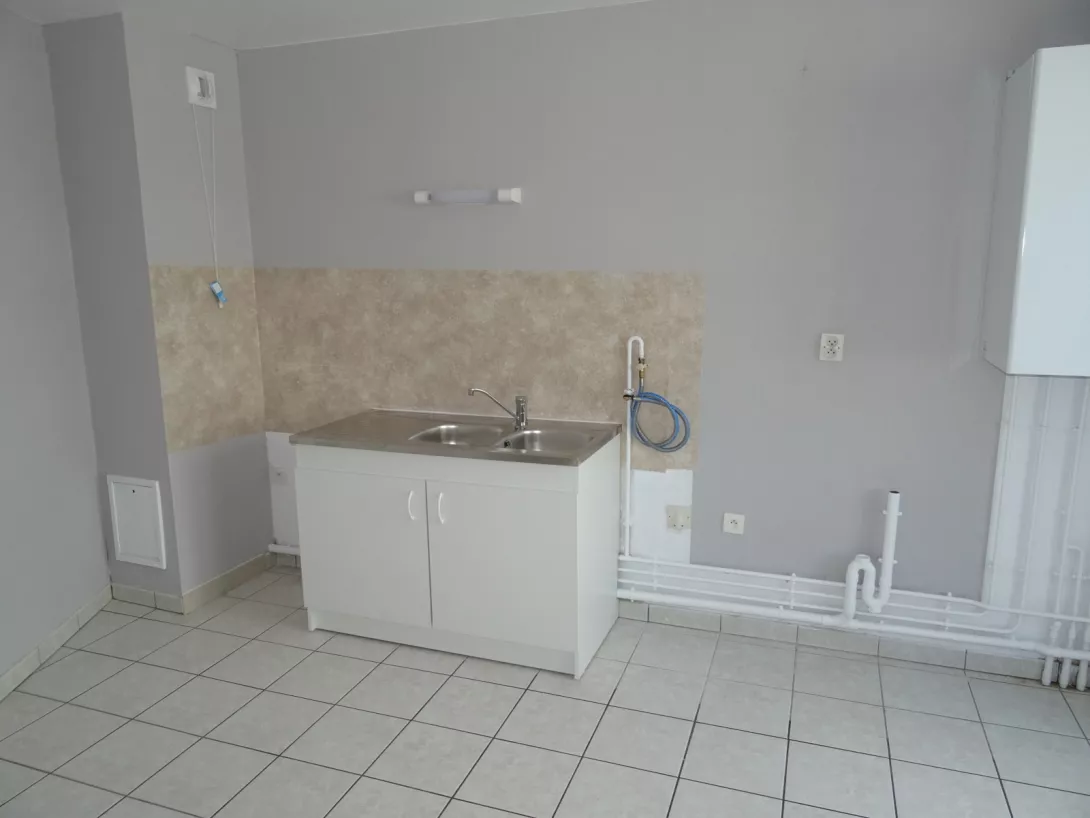  Location appartement T4  82.00m²  à Reims  (51100)  - ER.18096 - Galerie 2 - Ouvrir l'image en pleine taille