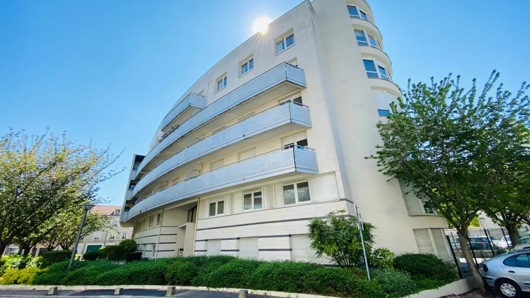  Location appartement T4  82.00m²  à Reims  (51100)  - ER.18096 - Galerie 6 - Ouvrir l'image en pleine taille