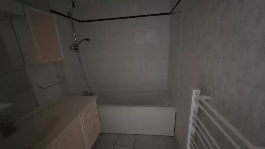  Location appartement T3  68.00m²  à Reims  (51100)  - ER.18098 - Galerie 4 - Ouvrir l'image en pleine taille