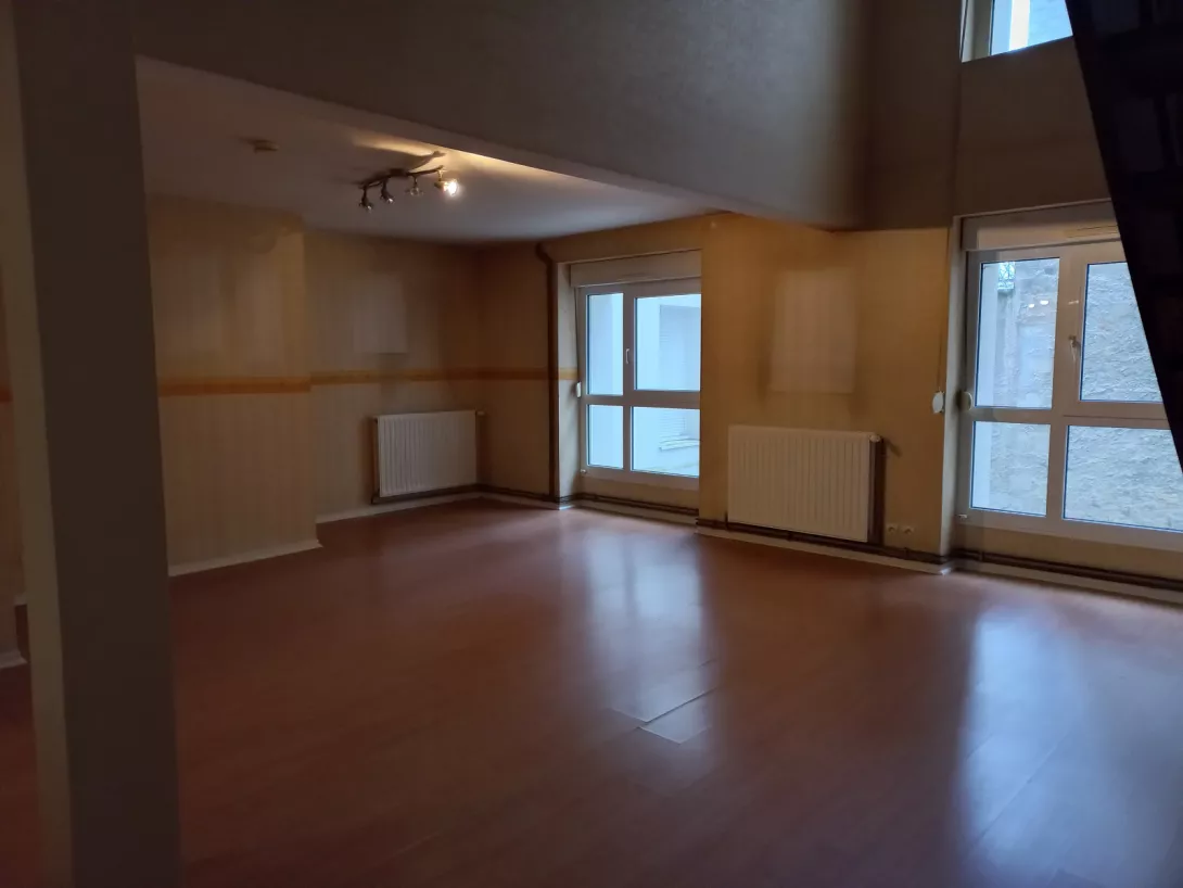  Achat appartement T4  86.85m²  à Chalons-En-Champagne  (51000)  - ER.18171 - Galerie 4 - Ouvrir l'image en pleine taille