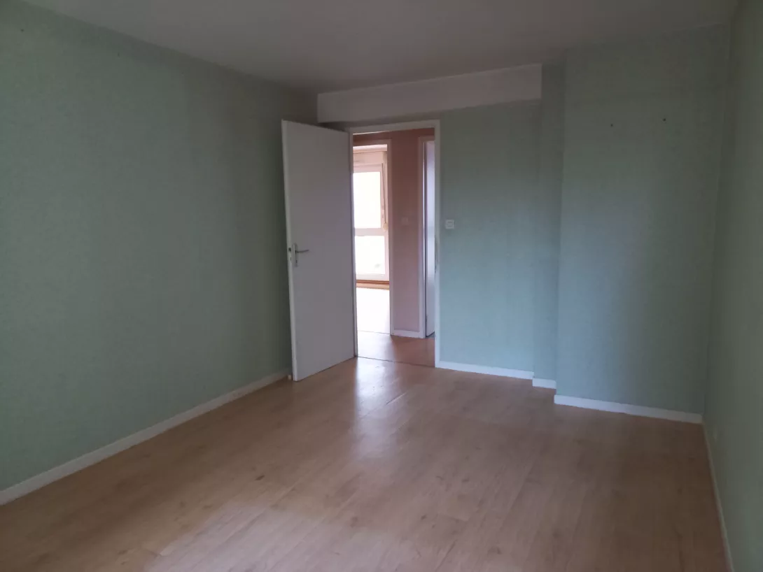  Achat appartement T4  86.85m²  à Chalons-En-Champagne  (51000)  - ER.18171 - Galerie 6 - Ouvrir l'image en pleine taille
